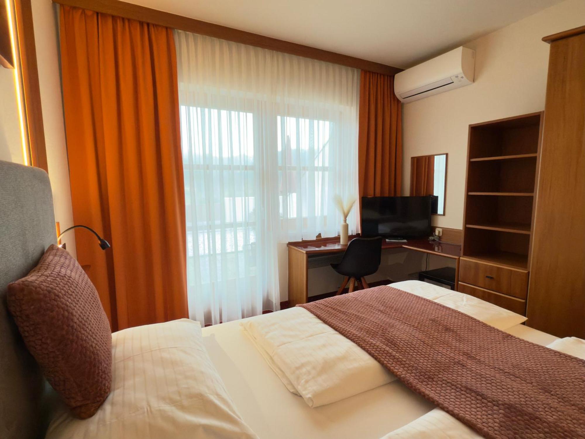 Vitalhotel Krainz لويبرسدورف باي فرس المظهر الخارجي الصورة